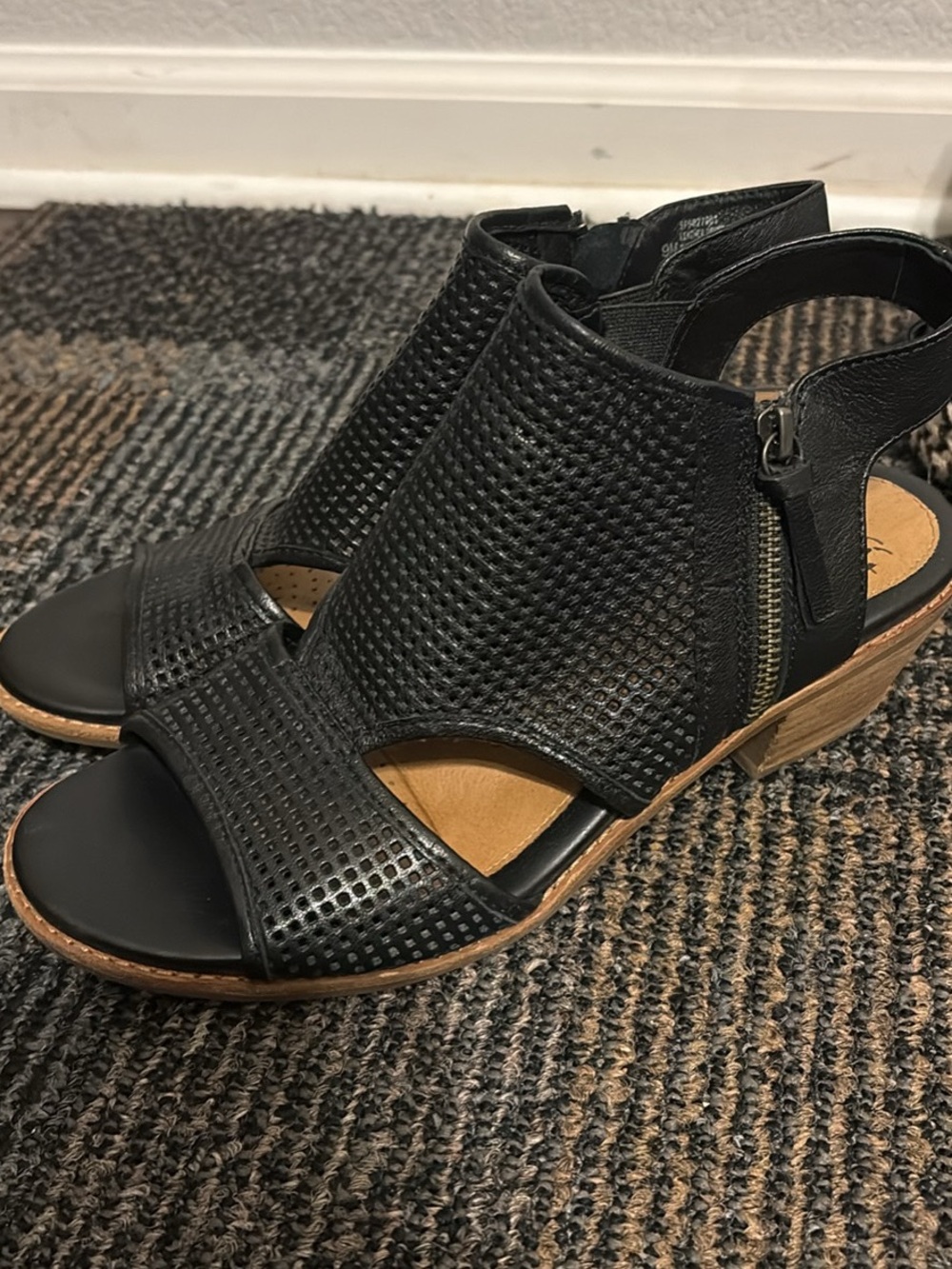 Black Perforated Open-Toe Sandals - Women